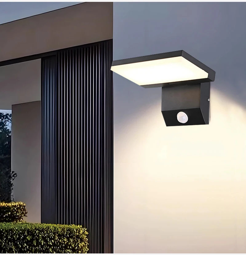 Lampada da parete per esterni  - Home Security Yard Sensors recensione e prezzo